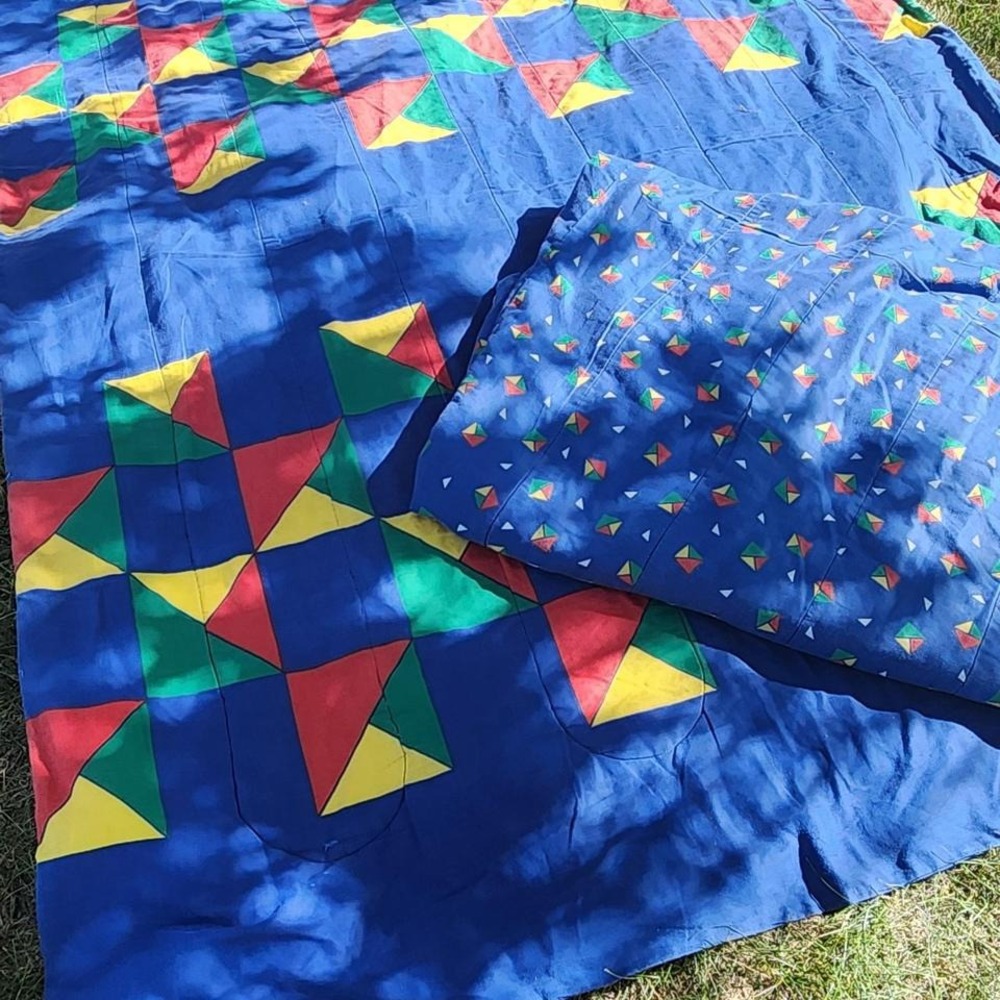 Colorblock 80's matching duvets twin/double, bunkbeds etc‎